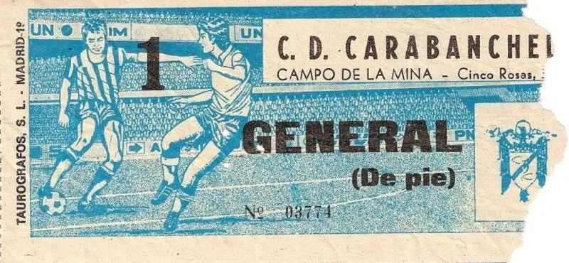 Entrada antigua de un partido del Carabanchel