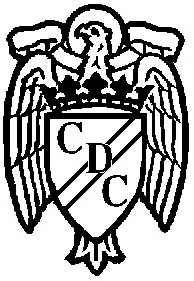Una versión del escudo del club a lo largo de su historia