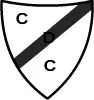Una versión del escudo del club a lo largo de su historia