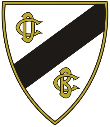 Una versión del escudo del club a lo largo de su historia